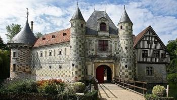 Chemins initiatiques en pays d’Auge : le château de Saint-Germain-de-Livet
